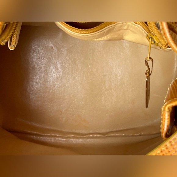 Authentic Philippe Charriol Bucket Bag - Picture 7 of 9